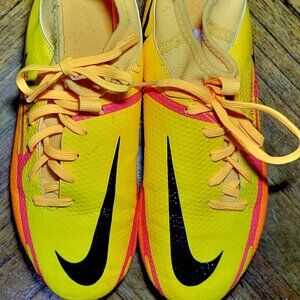 NIKE PHANTOM GT2  SOCCER CLEATS, youth 2.5